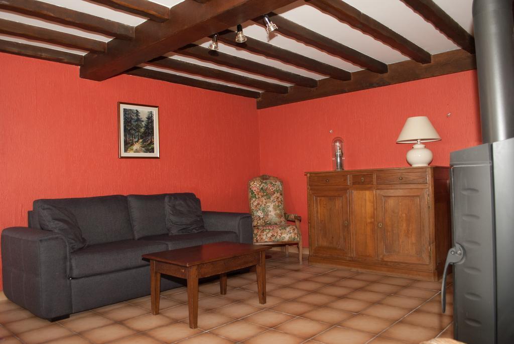 Chez Peponne Vila Dinant Quarto foto